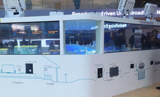 世界移动通信大会MWC2016，赛普用透明屏与华为共舞